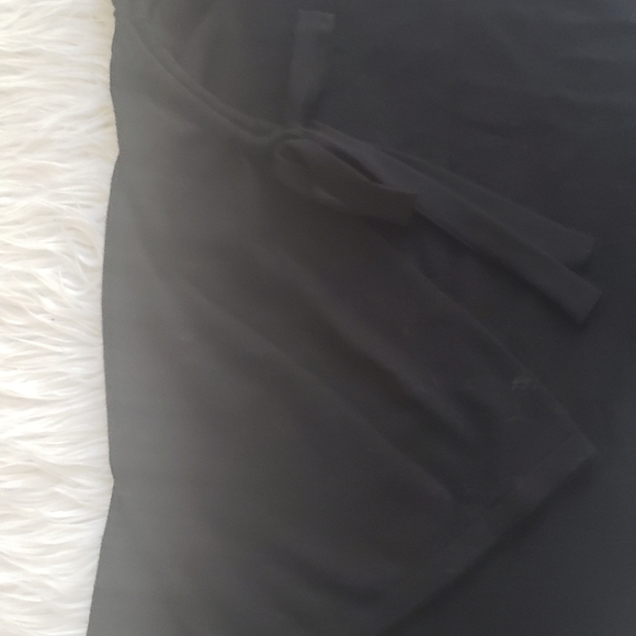 Club Monaco black sweater dress with arm details. - Picture 5 of 9